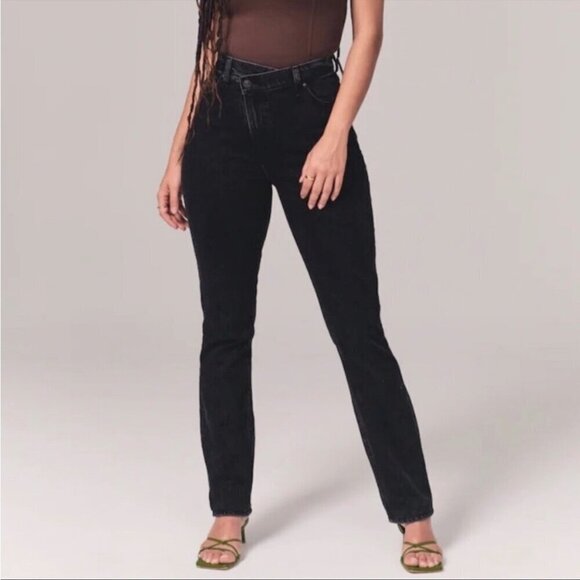 Abercrombie 4 Short (27) 90s Straight High Rise Curve Love Women’s Jeans Black - Picture 1 of 9
